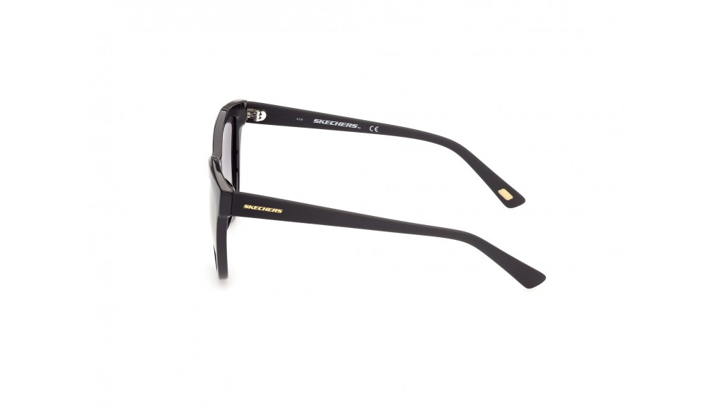Sunglasses Skechers SE6104-01D